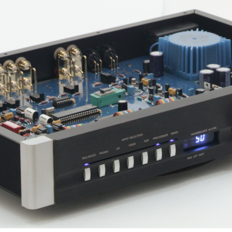 Coda CP Line Stage with Phono Input Big Ear